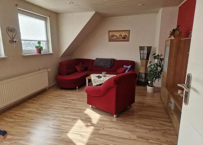 Gemuetliche 3-zimmer-wohnung, Zentral Gelegen Apartman *